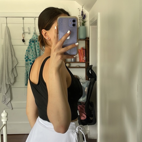 Black ruched tank top - Picture 2 of 3